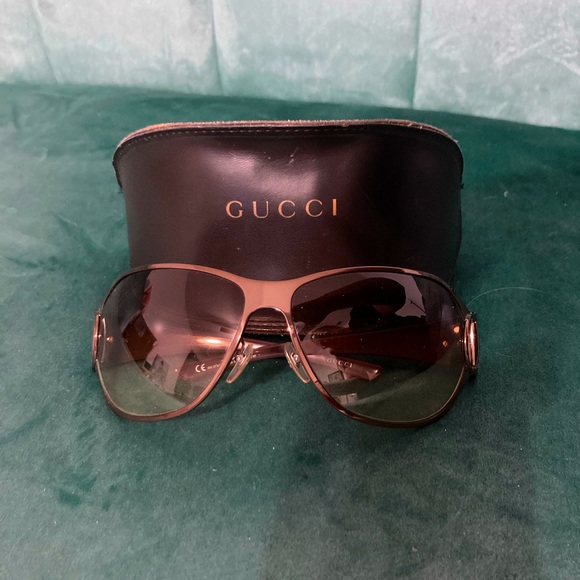 Gucci Hasler Horsebit Accent Oversize Sunglasses